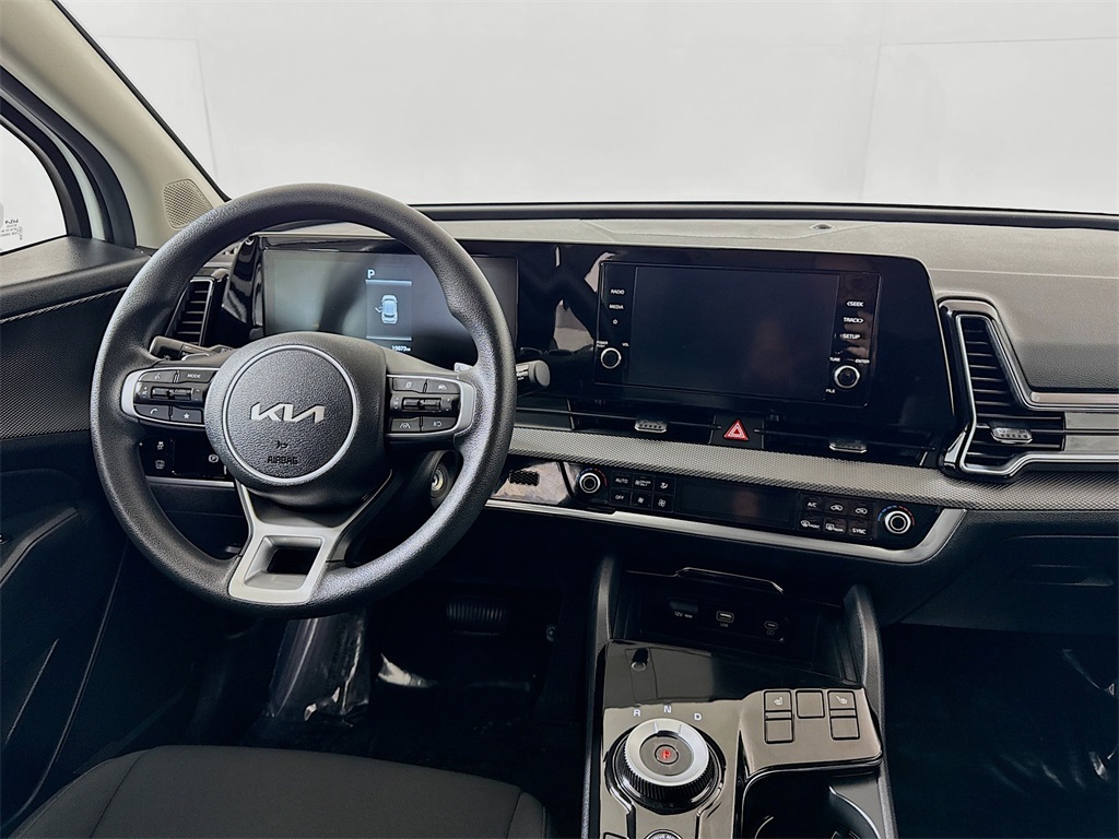 2023 Kia Sportage Hybrid LX photo 8