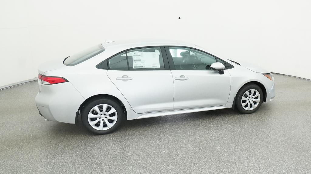 2025 Toyota Corolla LE photo 24