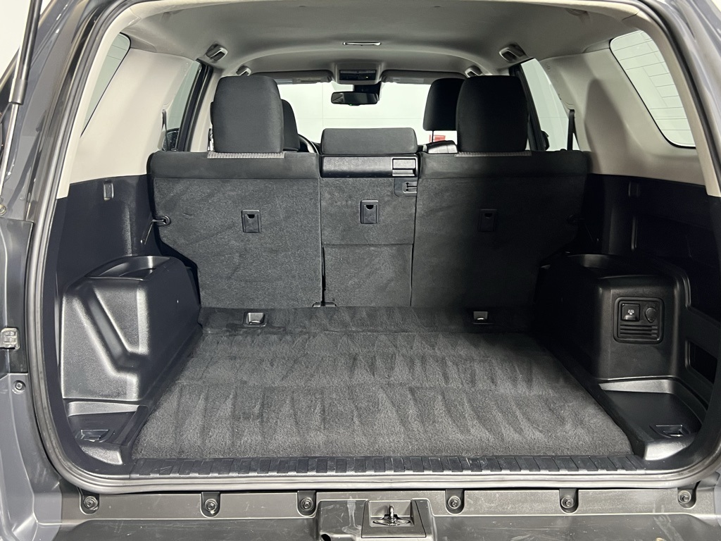 2024 Toyota 4Runner SR5 photo 22