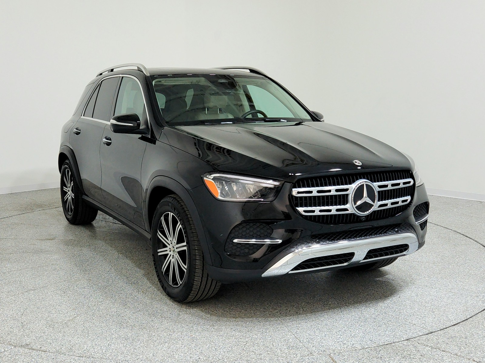2025 Mercedes Benz GLE 350 4MATIC photo 3