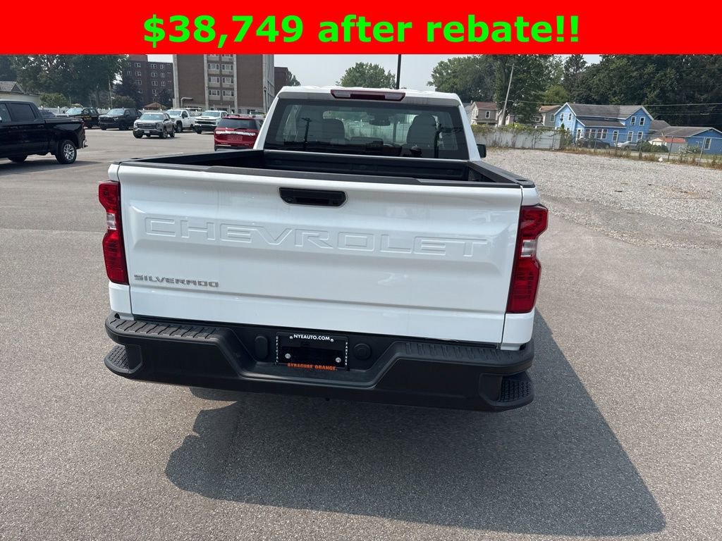 2024 Chevrolet Silverado 1500 photo 4