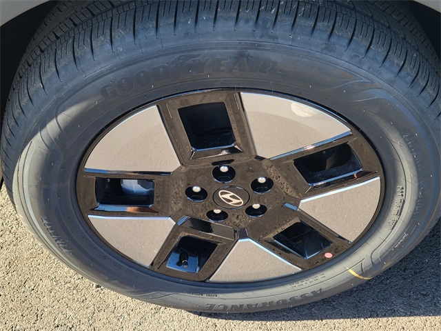 2026 Hyundai Santa Fe SEL photo 4