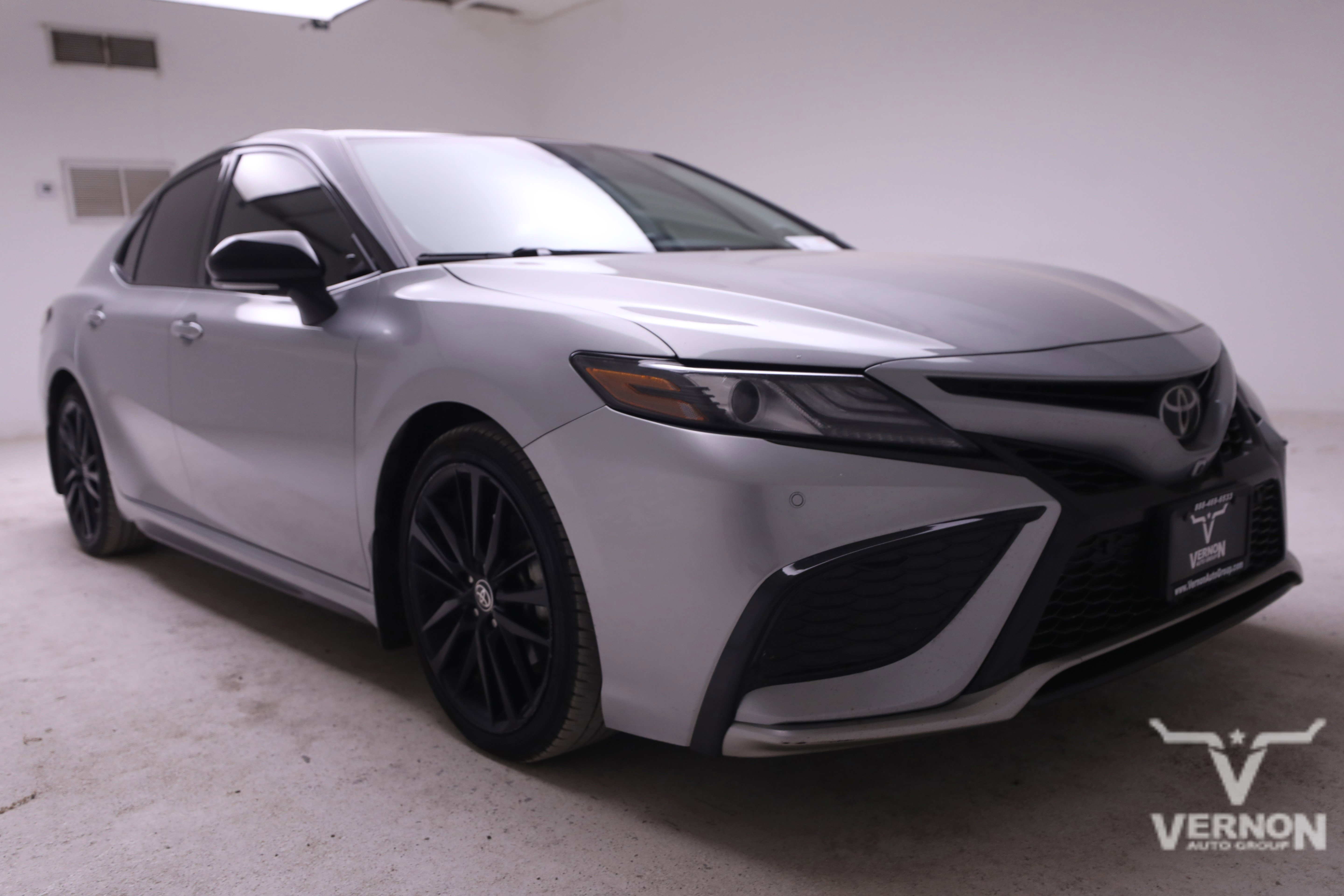 2021 Toyota Camry XSE V6 photo 4