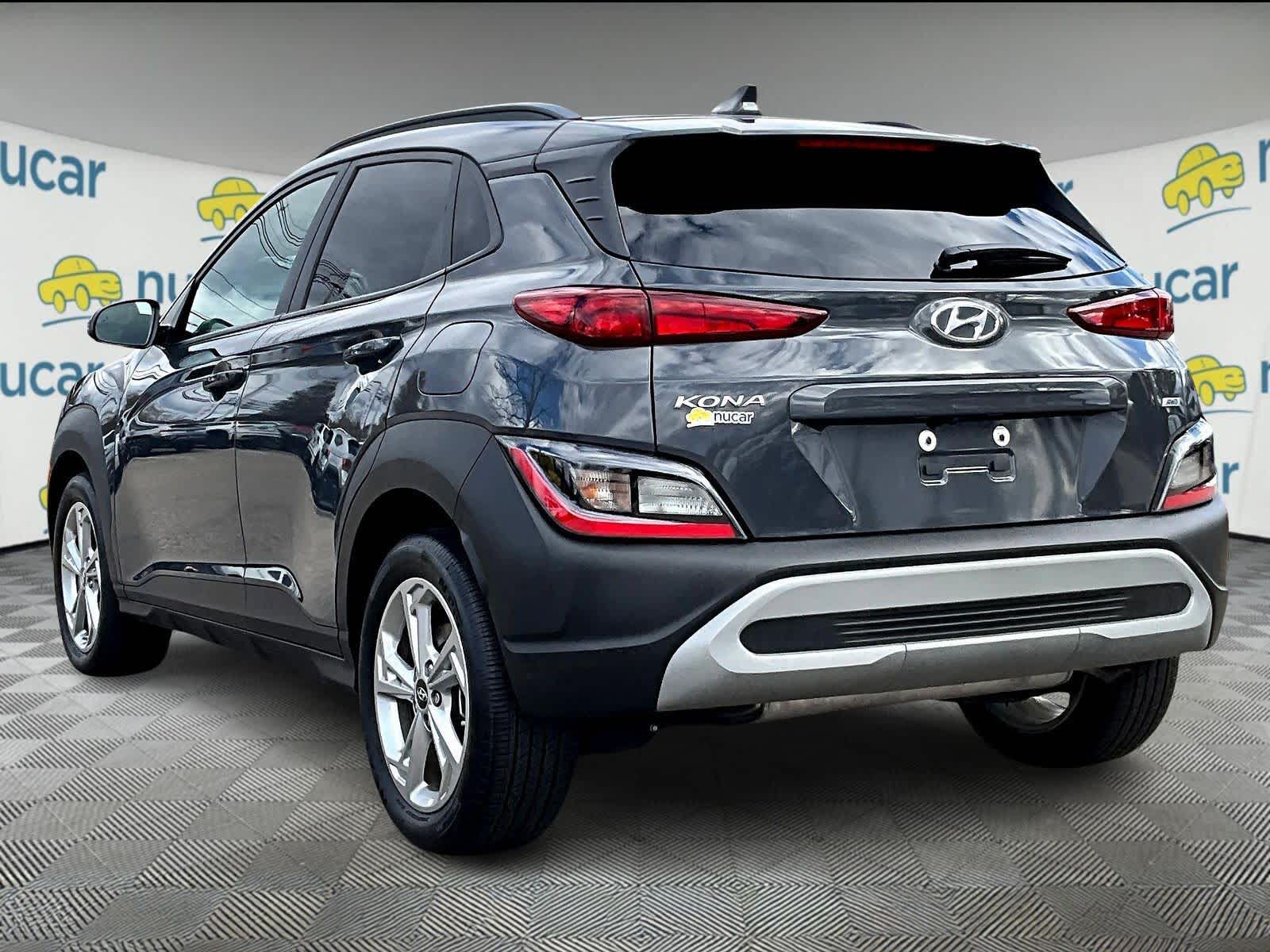 2023 Hyundai Kona SEL photo 4