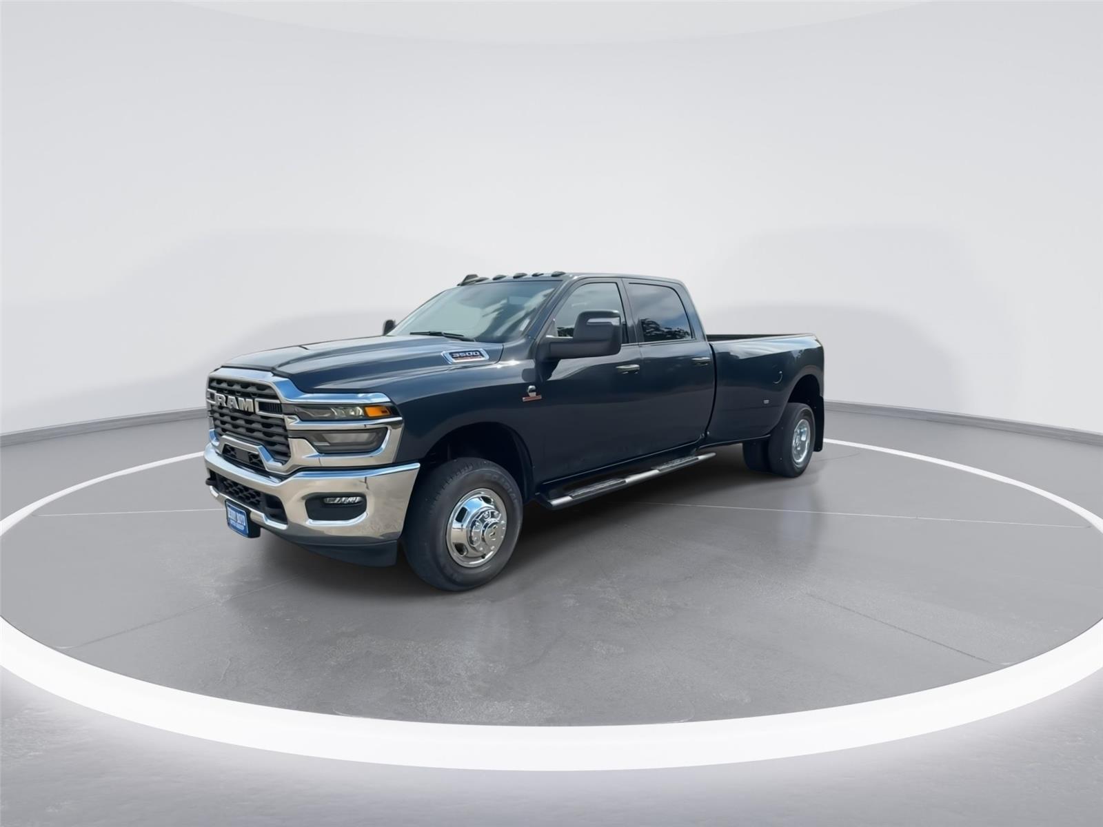2026 Ram 3500 Tradesman photo 4