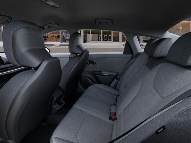 2025 Kia K4 LXS photo 17