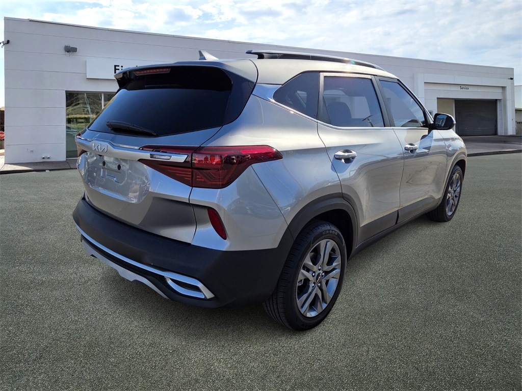 2022 Kia Seltos S photo 4
