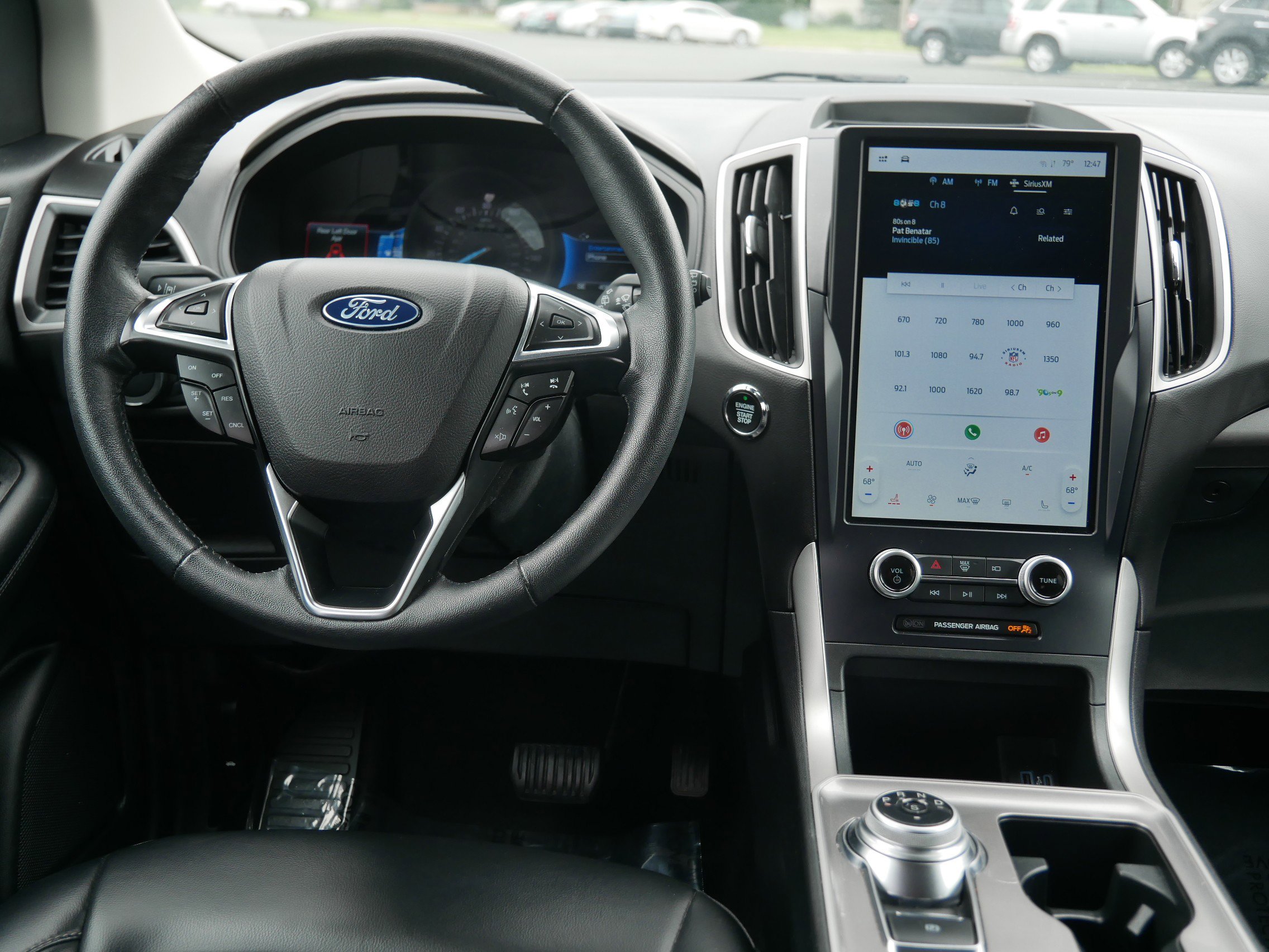 2024 Ford Edge SEL photo 16