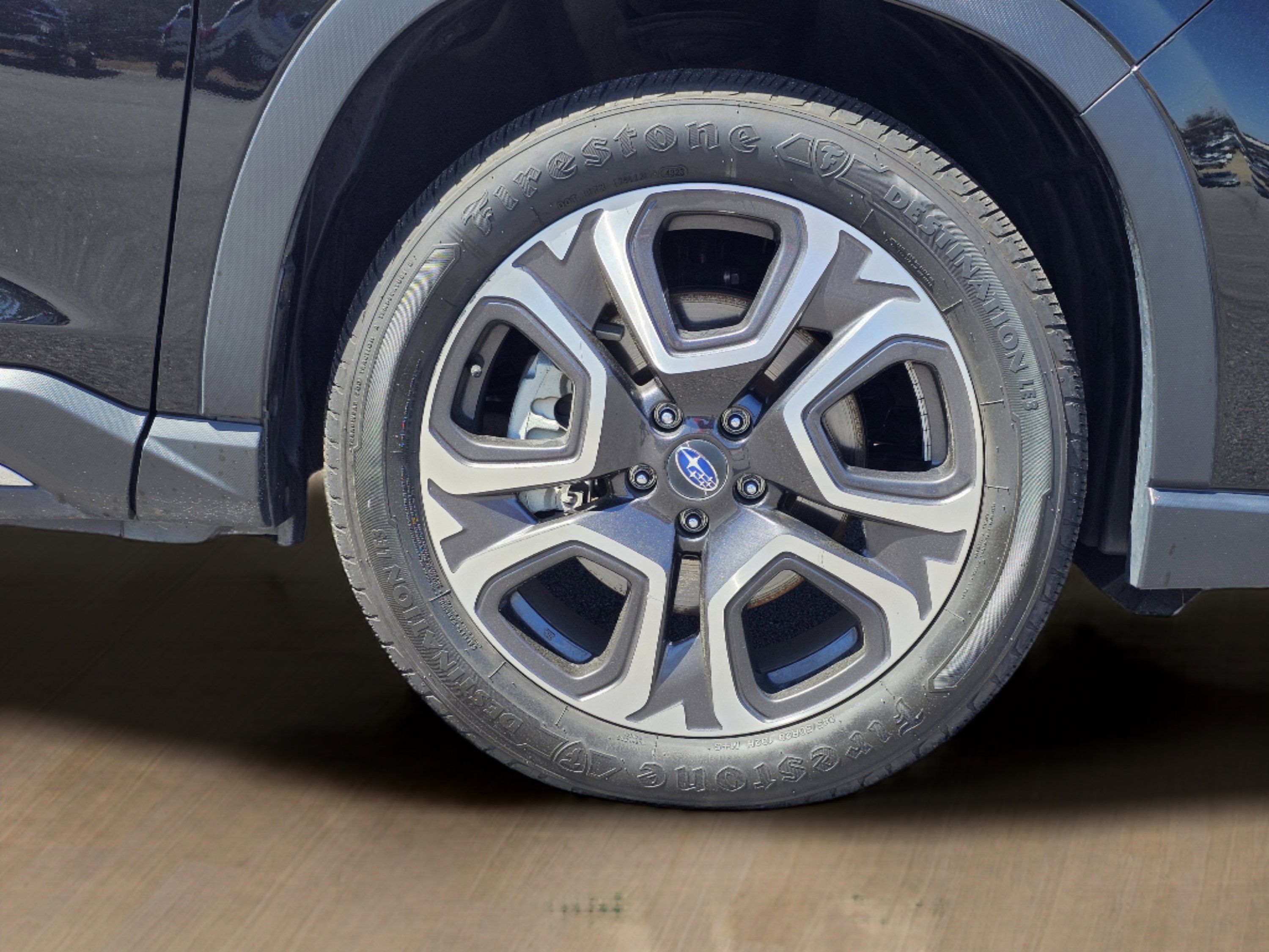 2023 Subaru Ascent Limited photo 4