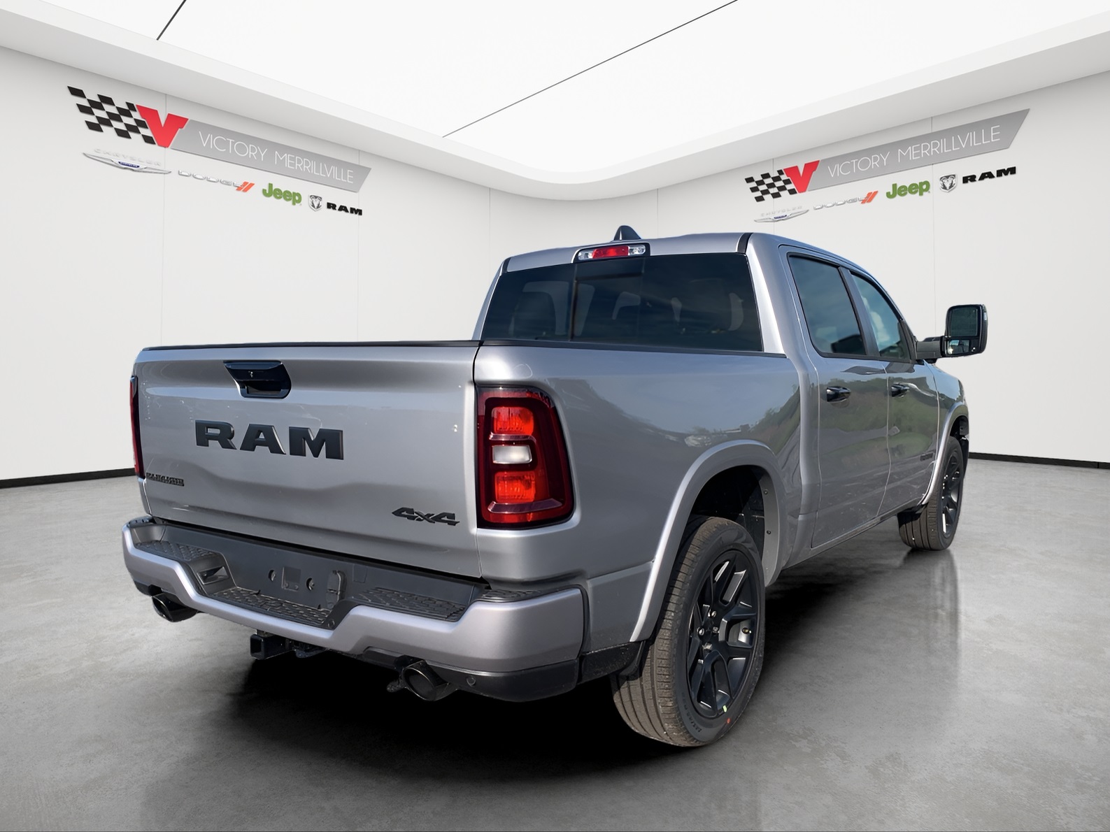 2026 Ram 1500 Laramie photo 4