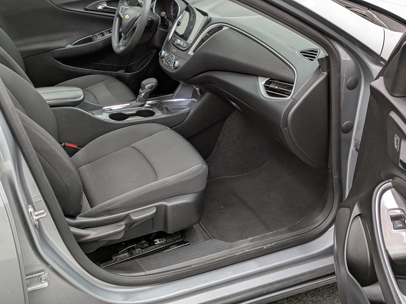 2024 Chevrolet Malibu 1LT photo 18