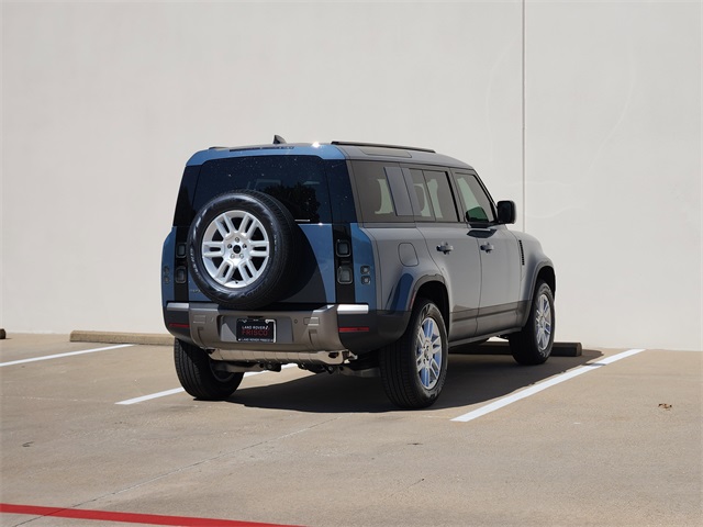 2026 Land Rover Defender 110 S photo 4