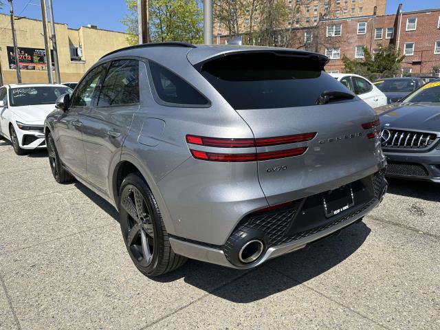 2023 Genesis GV70 2.5T photo 18