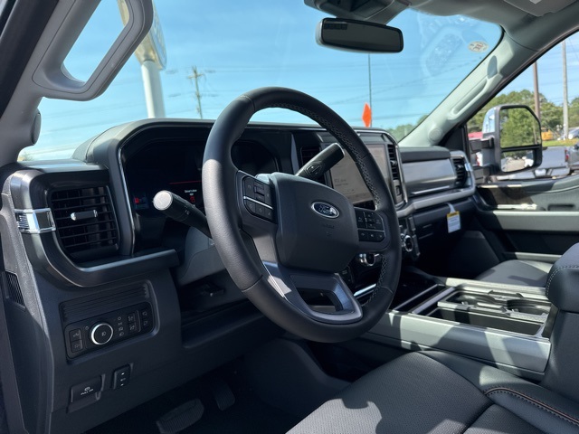 2026 Ford F-350 photo 24