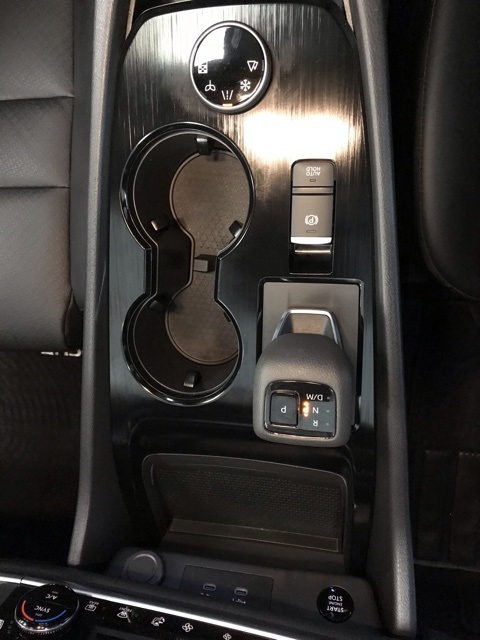 2024 Nissan Rogue SV photo 18