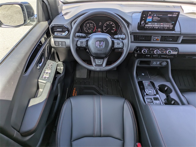 2025 Honda Pilot TrailSport photo 16
