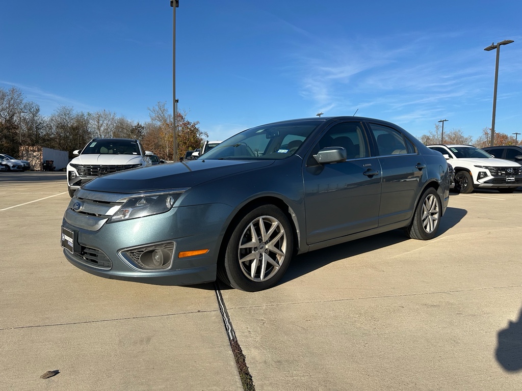 2011 Ford Fusion SEL's photo