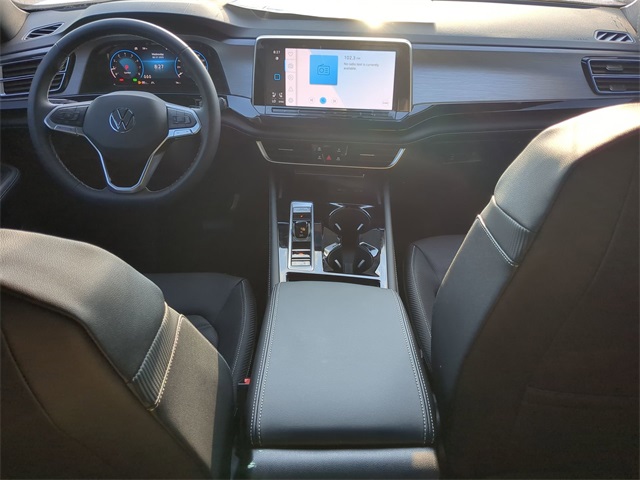 2026 Volkswagen Atlas Cross Sport SE Technology photo 13