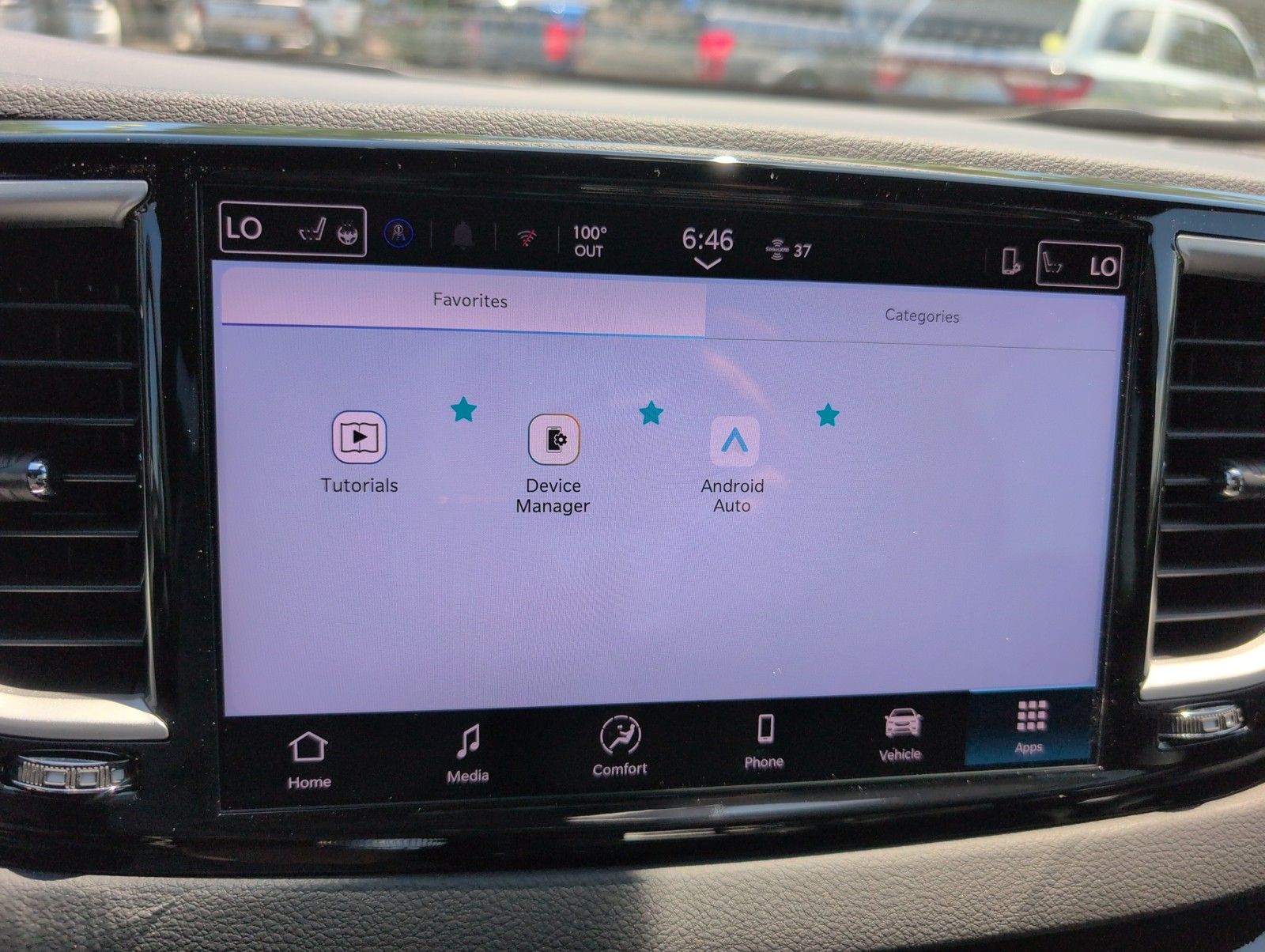 2025 Chrysler Voyager LX photo 19