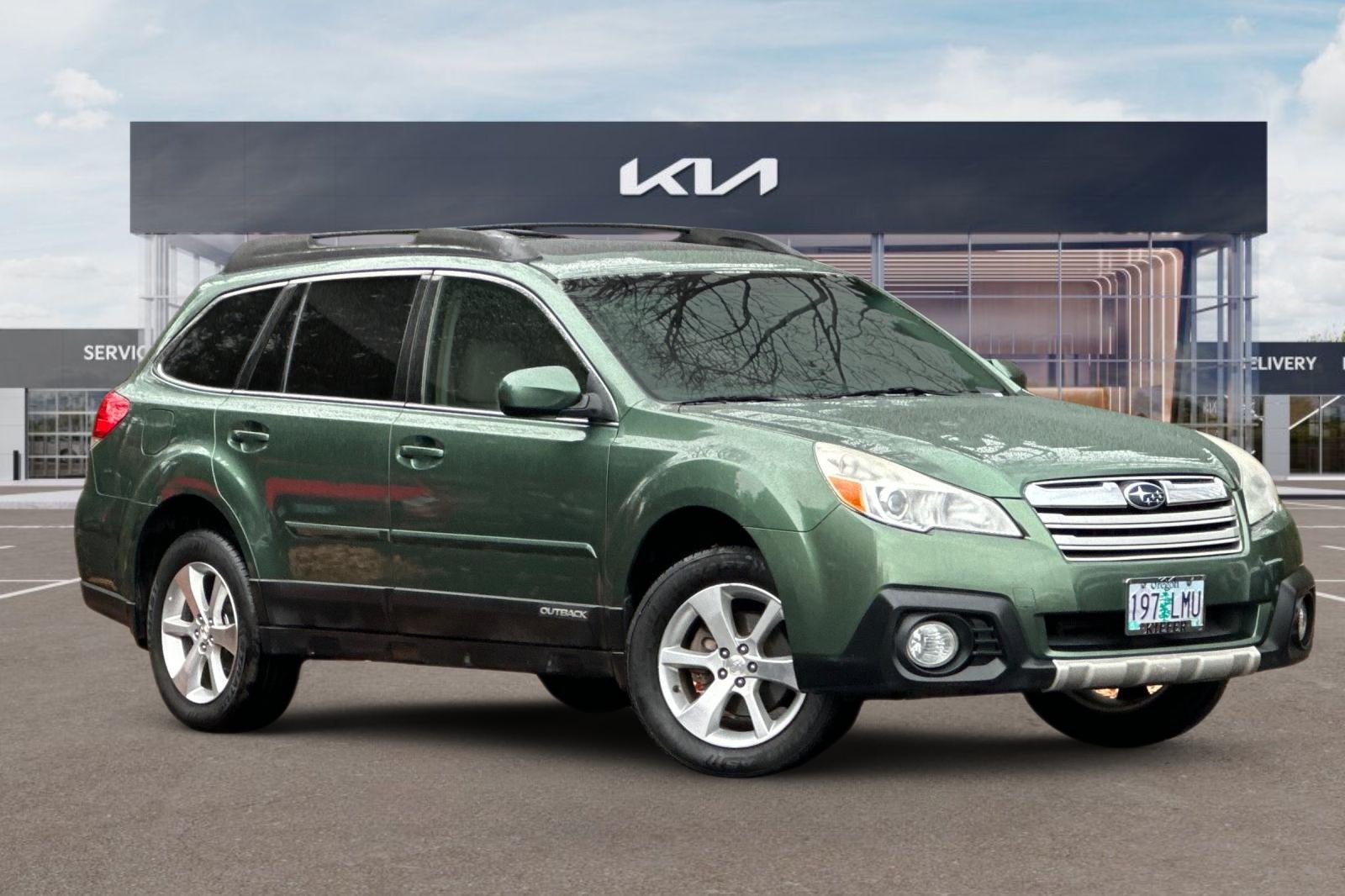 Used 2014 Subaru Outback 2.5i Limited with VIN 4S4BRBLC5E3281259 for sale in Eugene, OR