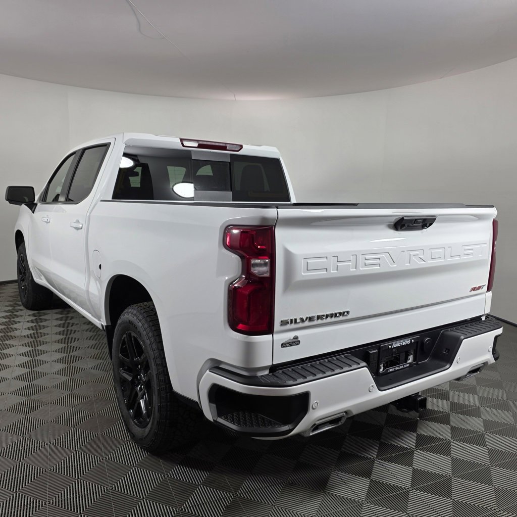 2025 Chevrolet Silverado 1500 RST photo 3