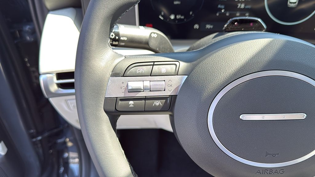 2025 Hyundai Tucson SEL Convenience photo 16