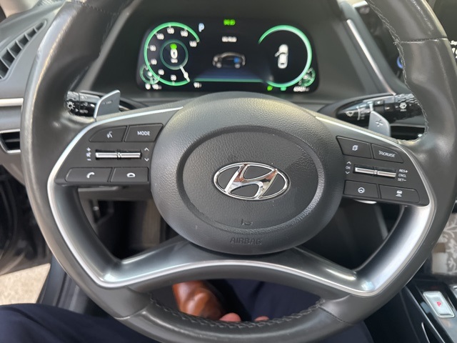 2022 Hyundai Sonata Hybrid Limited photo 4