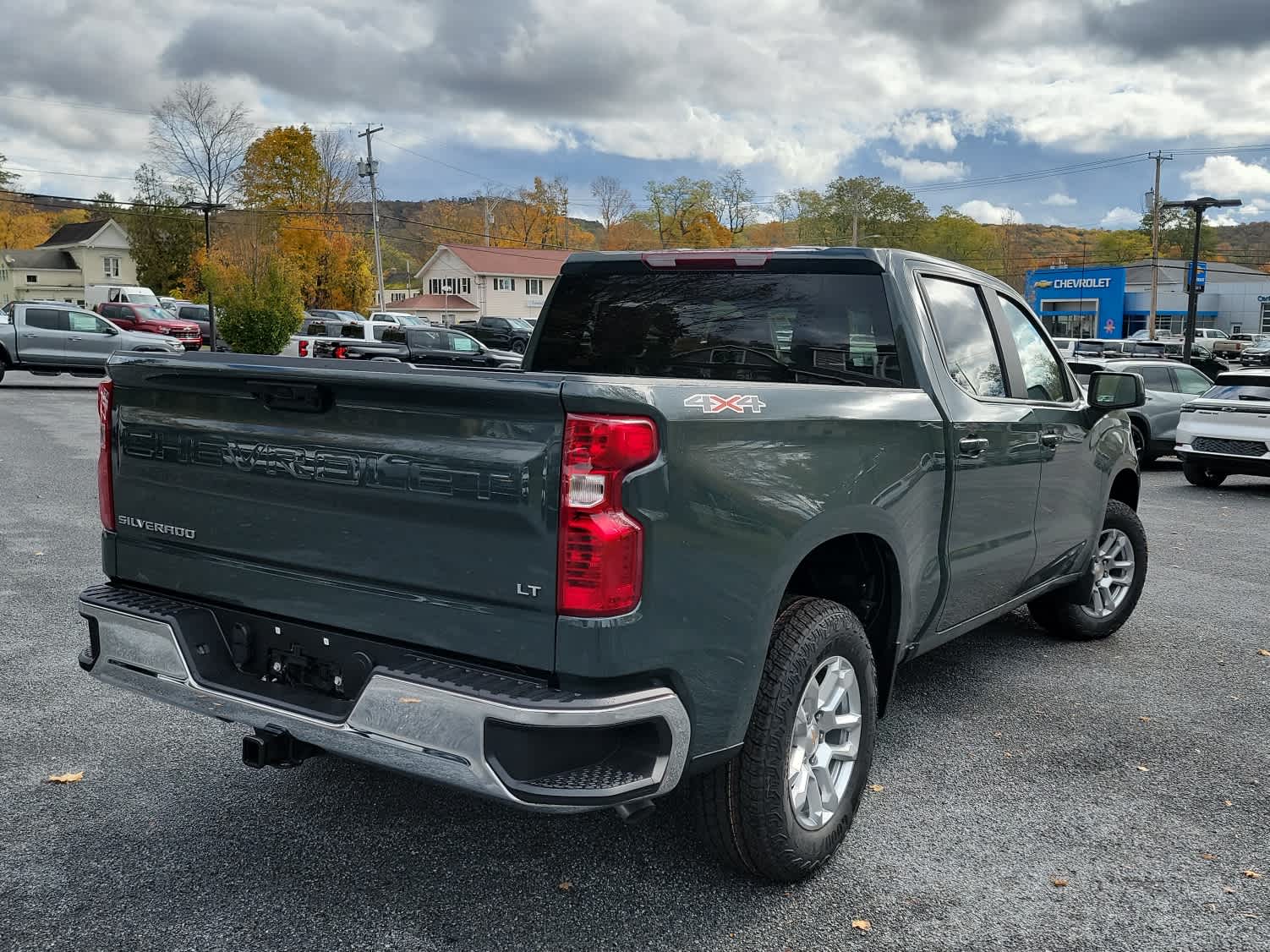 2026 Chevrolet Silverado 1500 LT photo 3