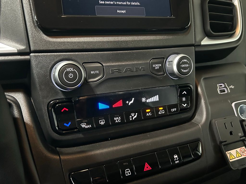 2025 Ram ProMaster 2500 photo 29