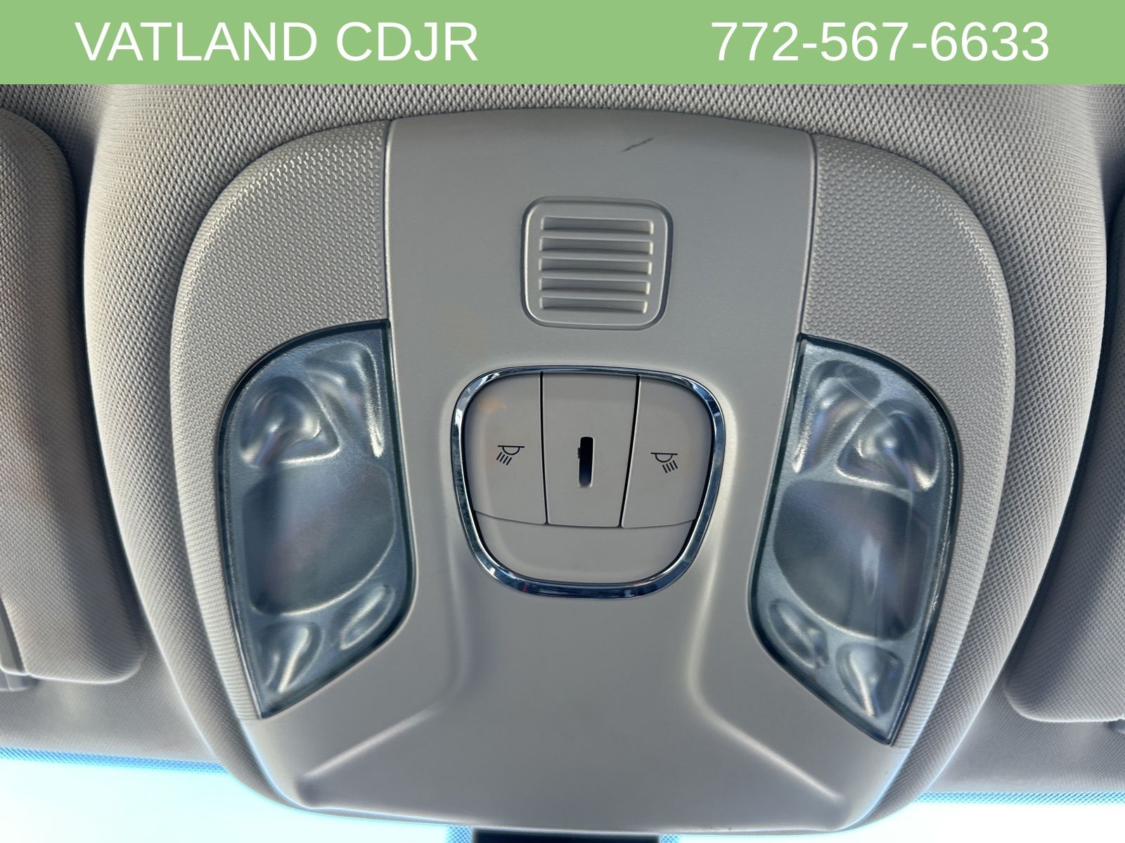 2021 Jeep Compass North Edition Latitude photo 24