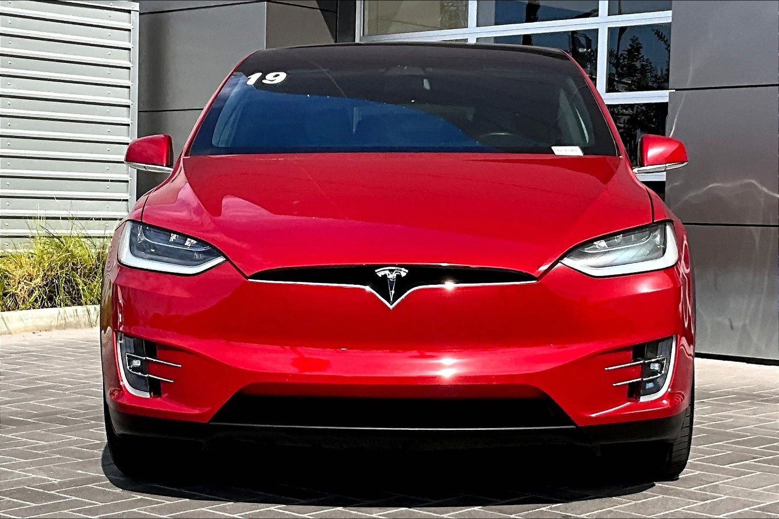 Used 2019 Tesla Model X P100D with VIN 5YJXCAE48KF185989 for sale in Riverside, CA