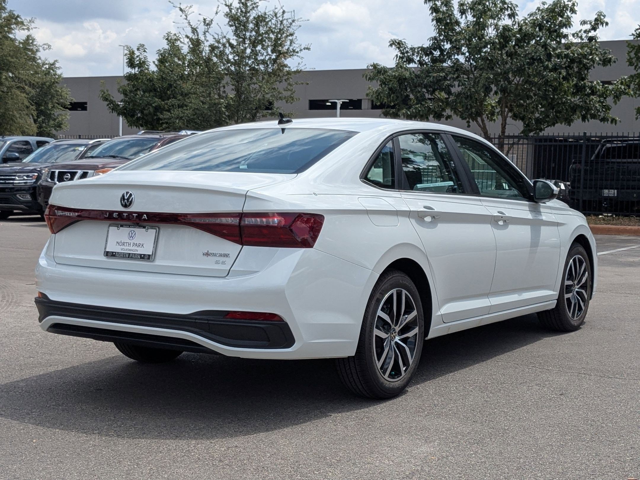 2025 Volkswagen Jetta SE photo 2