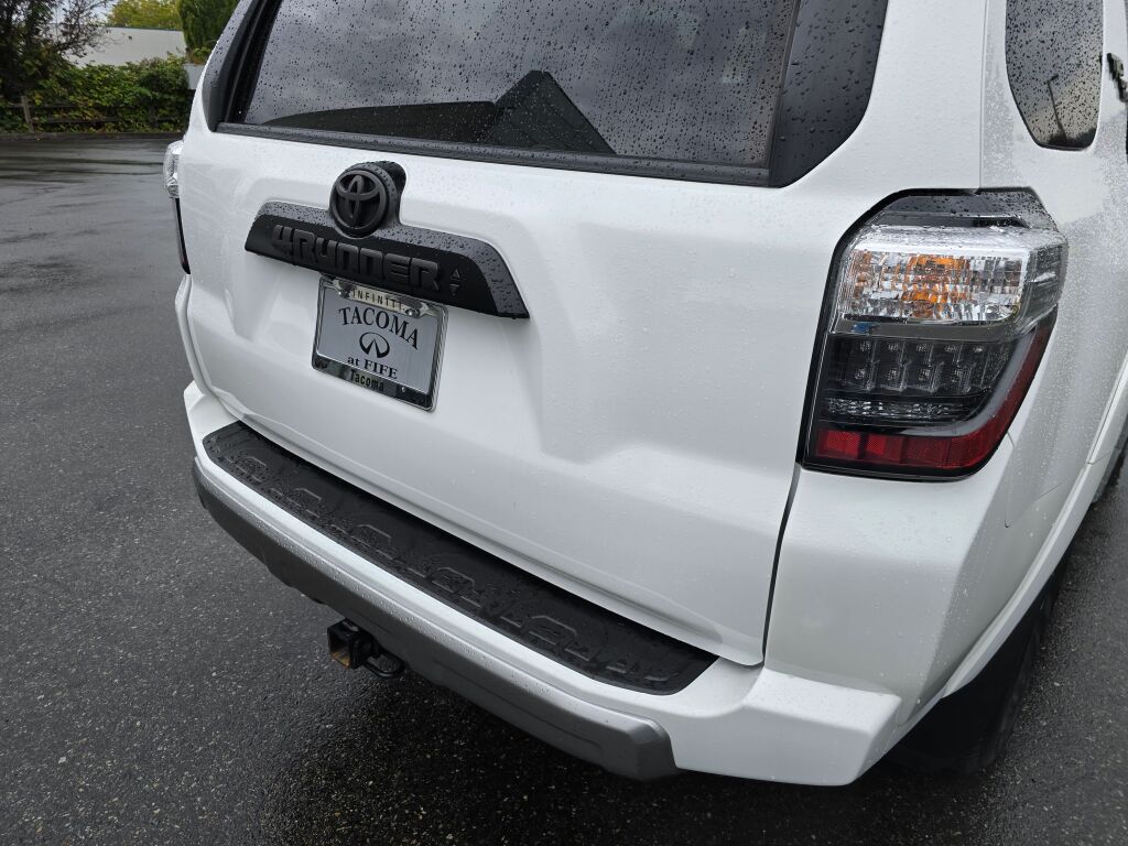 2023 Toyota 4Runner TRD Off-Road Premium photo 11