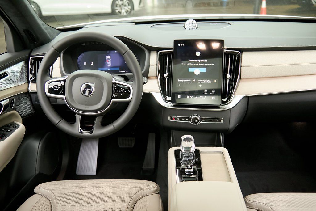 2026 VOLVO XC90 - Image 24