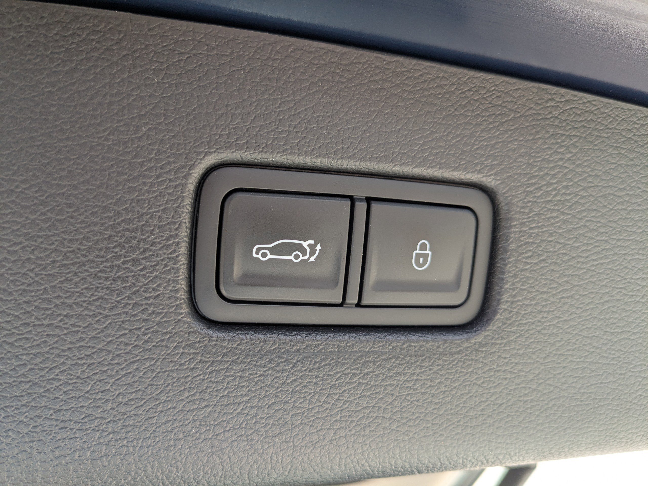 2025 Genesis GV80 3.5T Prestige AWD photo 16