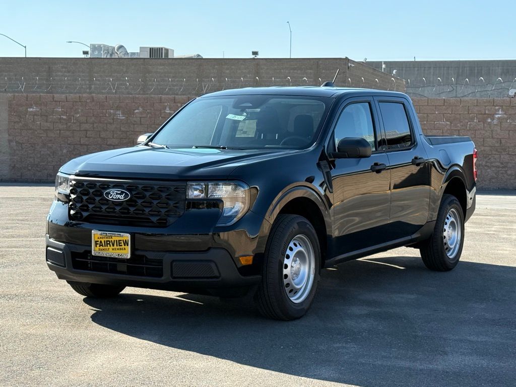 2025 Ford Maverick XL photo 4