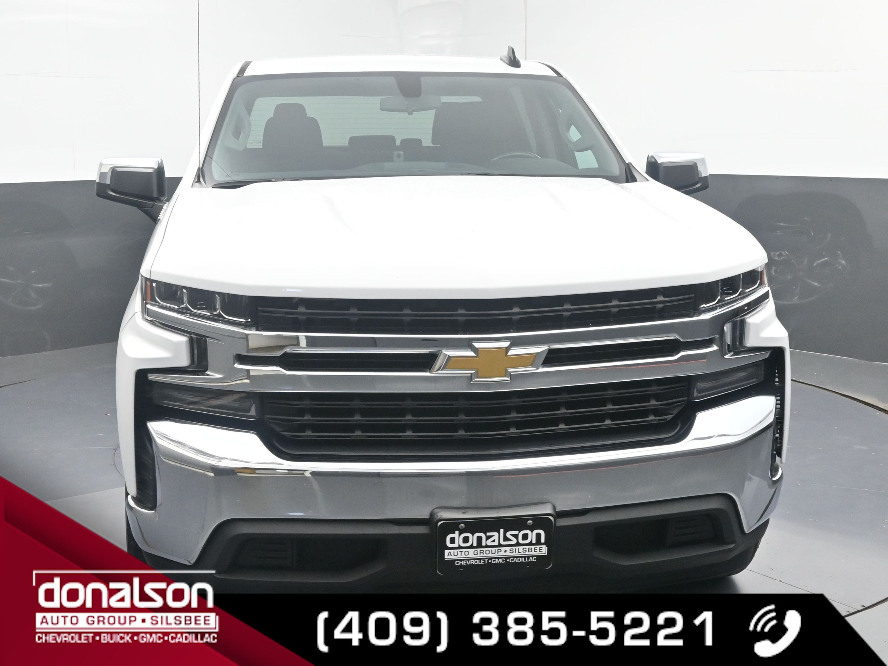 2022 Chevrolet Silverado 1500 LT photo 2