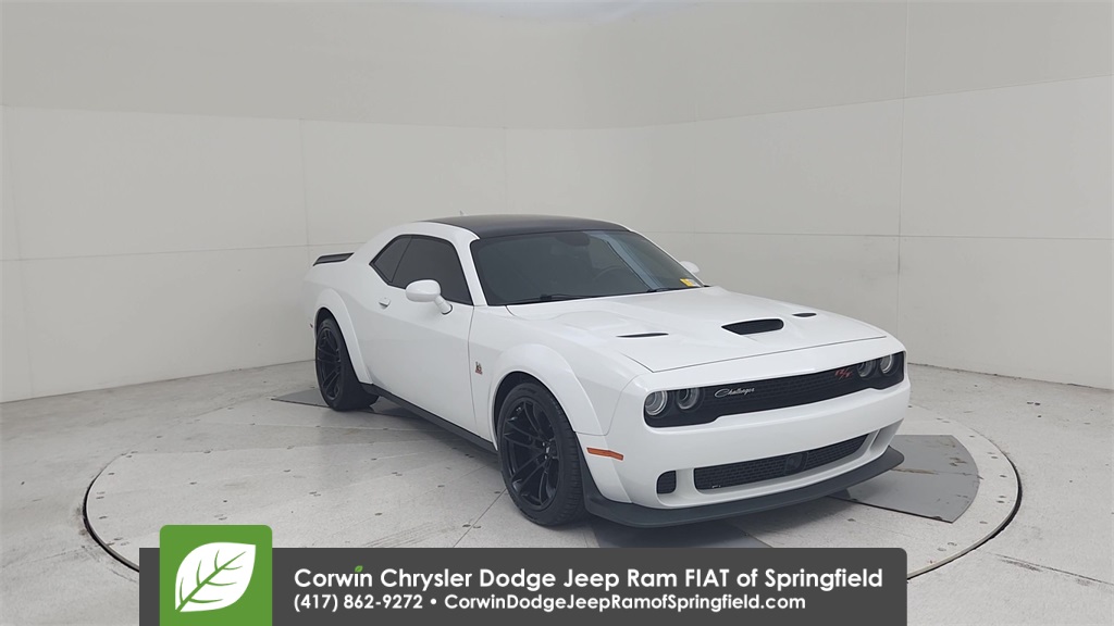 2023 Dodge Challenger R/T Scat Pack Widebody photo 3