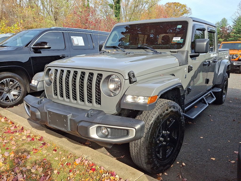 2021 Jeep Gladiator Sport photo 3