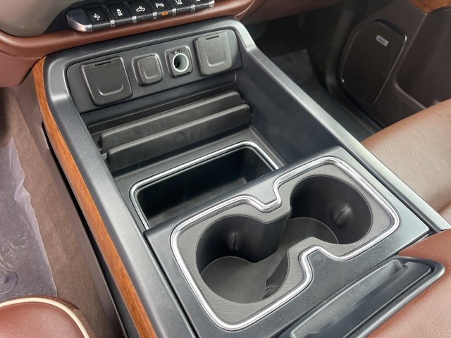 2019 Chevrolet Silverado 2500HD High Country photo 31