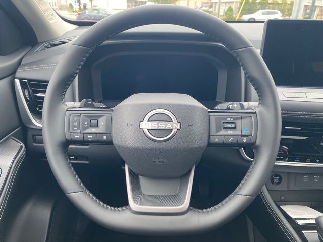 2026 Nissan Rogue Platinum photo 11