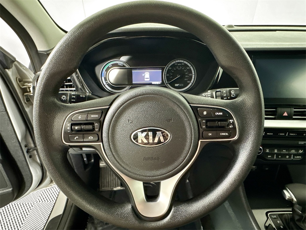 2021 Kia Niro LX photo 35