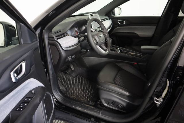 2025 Jeep Compass Latitude photo 7