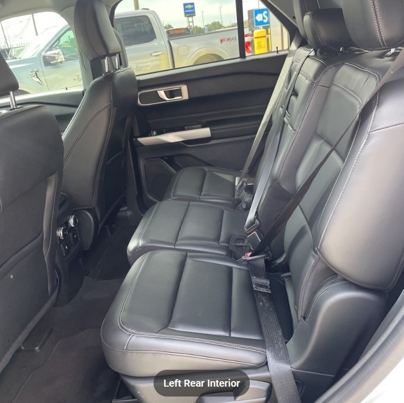 2022 Ford Explorer XLT photo 9