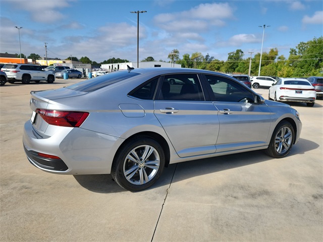 2024 Volkswagen Jetta 1.5T SE photo 2