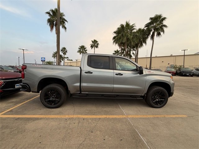 2026 Chevrolet Silverado 1500 LT Trail Boss photo 2