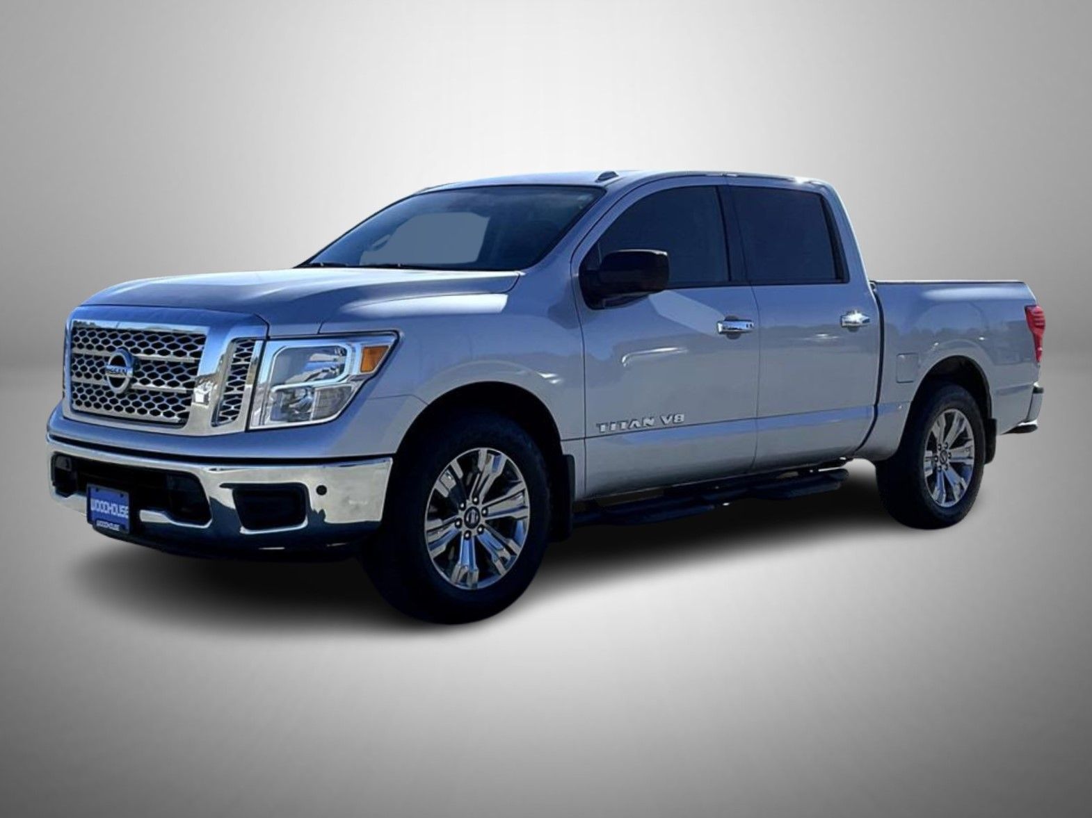 2018 Nissan Titan SV's photo