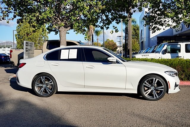 Used 2022 White BMW 330i image 6