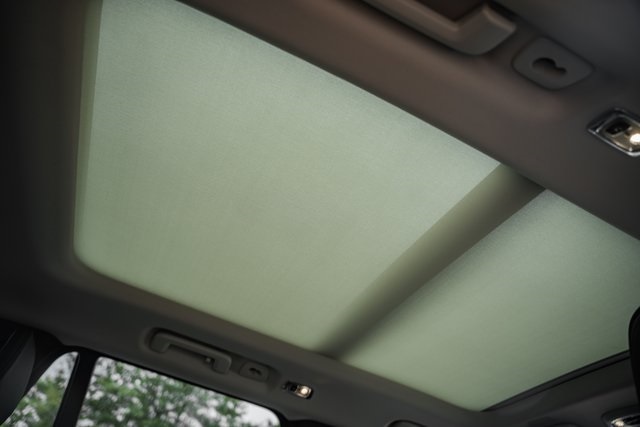 2022 Volvo XC90 Momentum photo 2