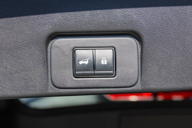 Used 2023 Gray Nissan SL image 10